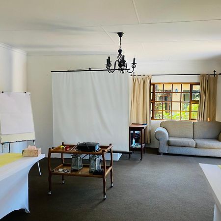 Greenleaf Guest Lodge Bloemfontein Buitenkant foto