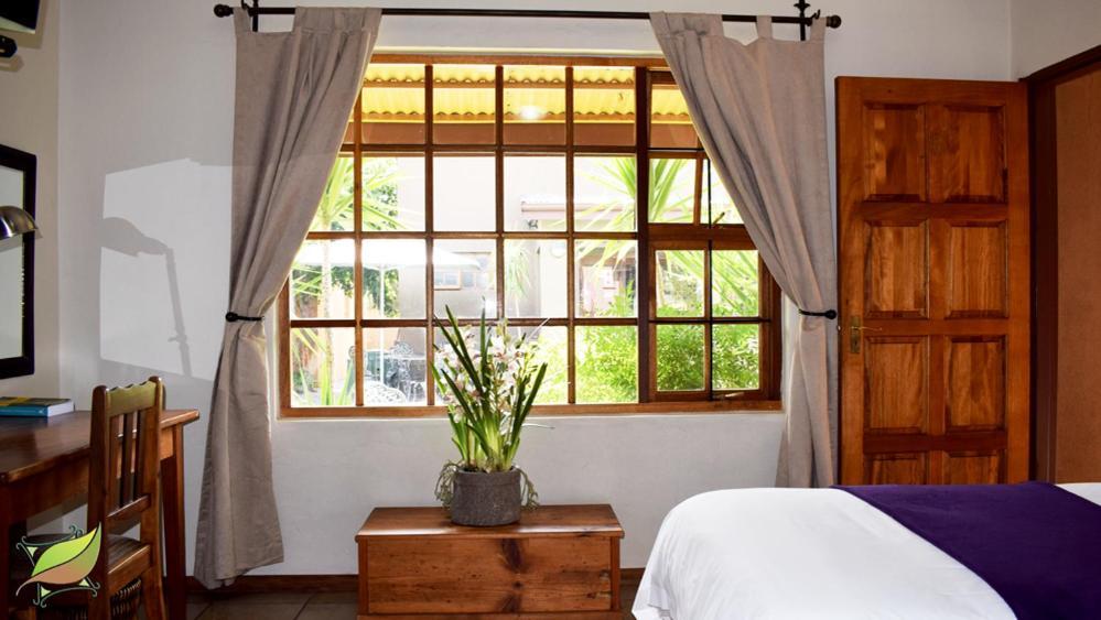 Greenleaf Guest Lodge Bloemfontein Buitenkant foto