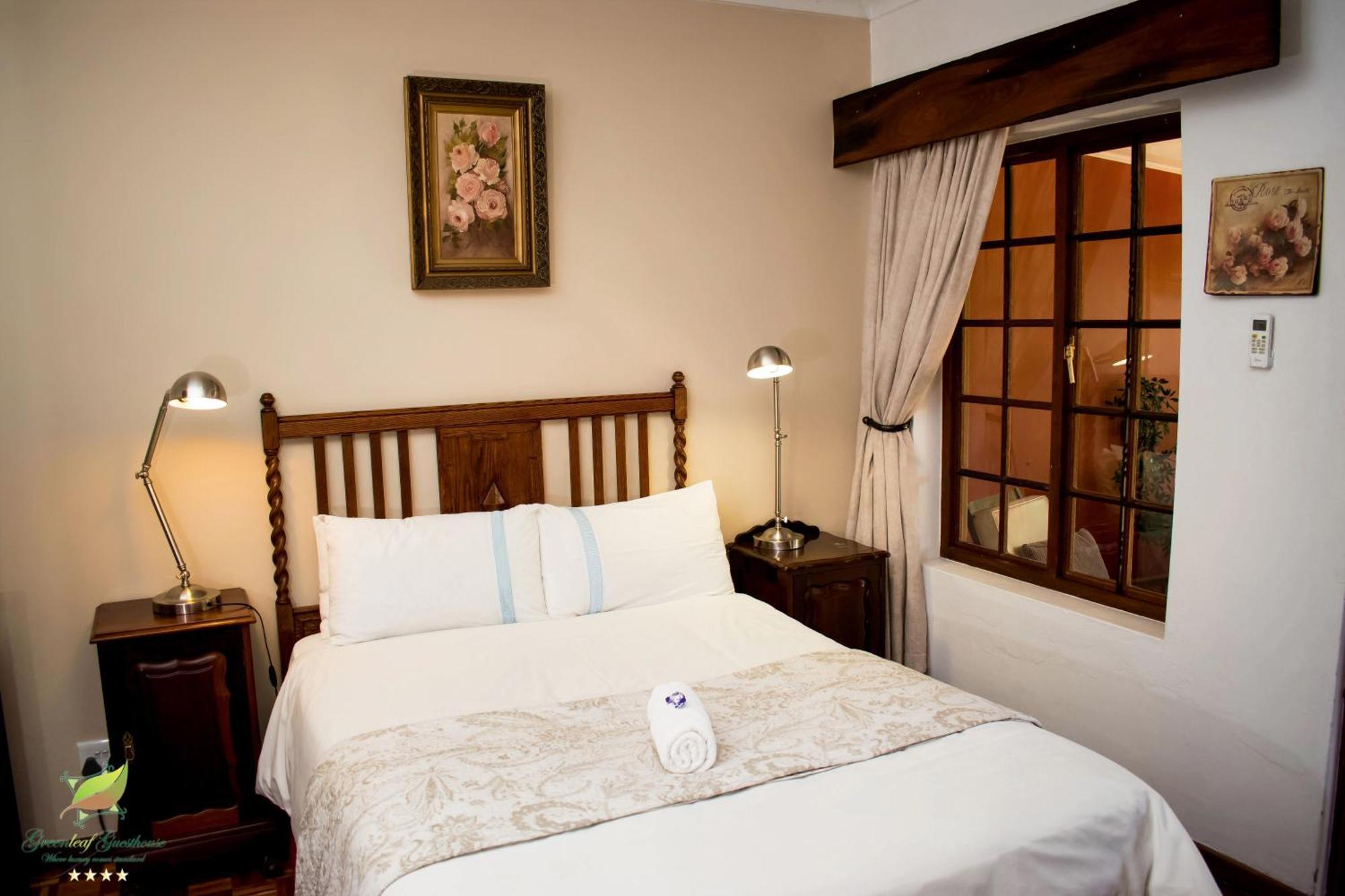 Greenleaf Guest Lodge Bloemfontein Buitenkant foto