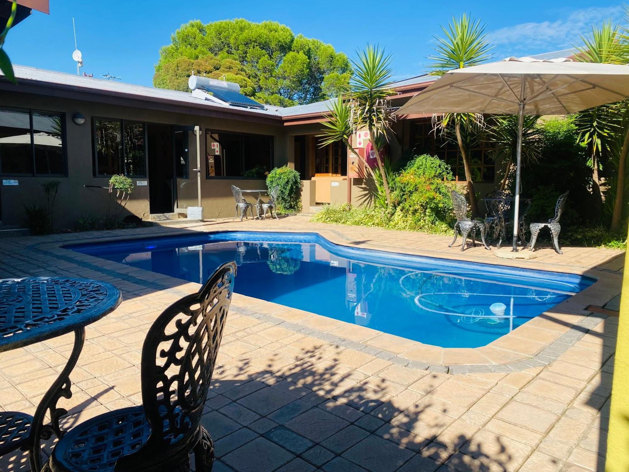 Greenleaf Guest Lodge Bloemfontein Buitenkant foto