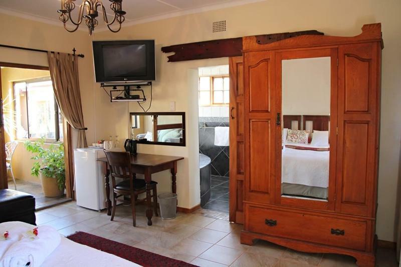 Greenleaf Guest Lodge Bloemfontein Buitenkant foto