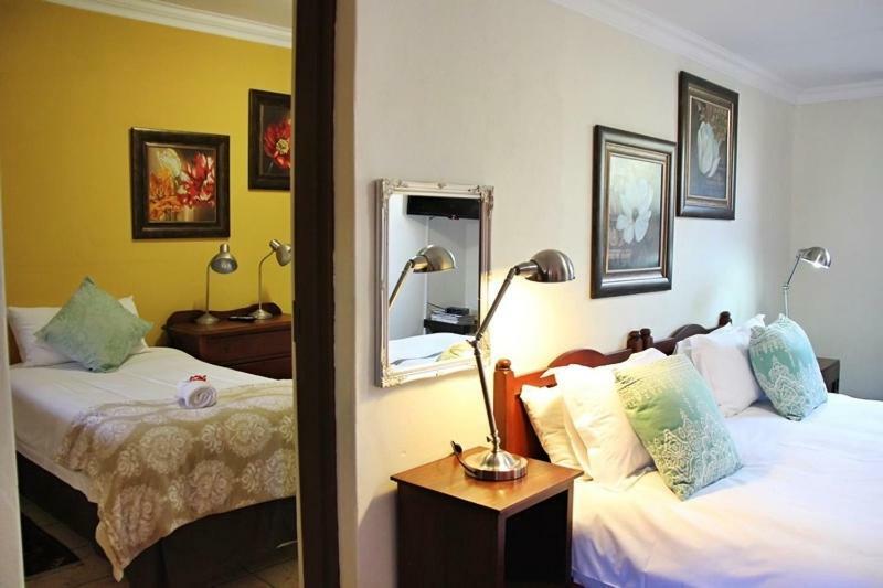 Greenleaf Guest Lodge Bloemfontein Buitenkant foto